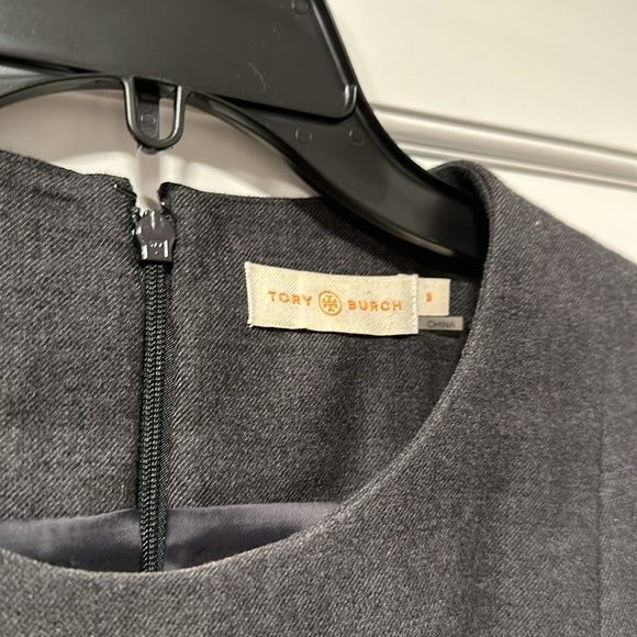 Lined, wool Tory Burch jumper with large front pockets - Picture 2 of 4